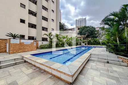 Apartamento à venda com 60m², 2 quartos e 1 vagaÁrea comum - Piscina