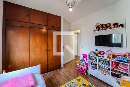 Apartamento à venda com 99m², 3 quartos e 1 vagaQuarto 2