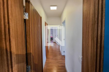 Apartamento à venda com 99m², 3 quartos e 1 vagaCorredor 
