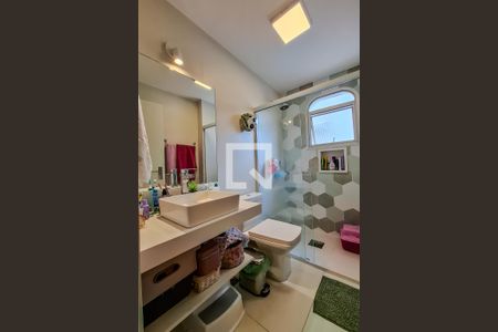 Apartamento à venda com 99m², 3 quartos e 1 vagaBanheiro Social