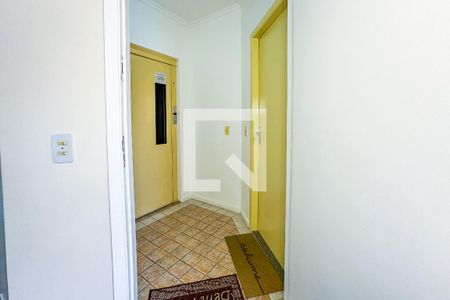 Apartamento para alugar com 70m², 3 quartos e 2 vagas Apartamento para alugar com 70m², 3 quartos e 2 vagasHall de entrada
