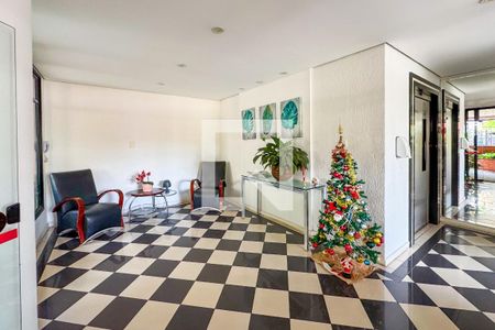 Apartamento para alugar com 70m², 3 quartos e 2 vagas Apartamento para alugar com 70m², 3 quartos e 2 vagasHall social