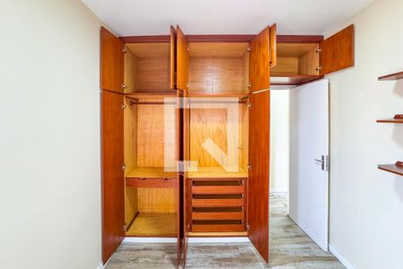 Apartamento para alugar com 70m², 3 quartos e 2 vagas Apartamento para alugar com 70m², 3 quartos e 2 vagasQuarto 2 - Armários
