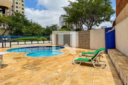 Apartamento para alugar com 70m², 3 quartos e 2 vagas Apartamento para alugar com 70m², 3 quartos e 2 vagasÁrea comum - Piscina