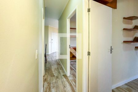 Corredor de apartamento para alugar com 3 quartos, 70m² em Cambuci, São Paulo