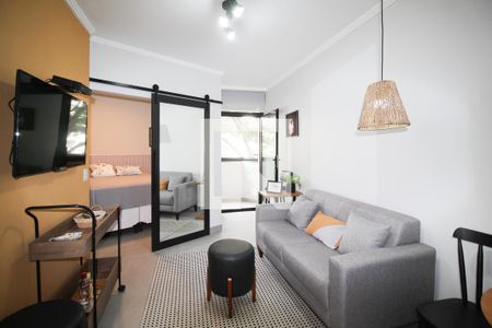 Sala de apartamento para alugar com 1 quarto, 32m² em Indianópolis, São Paulo