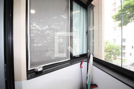 Varanda  de apartamento para alugar com 1 quarto, 32m² em Indianópolis, São Paulo