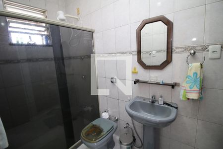 Casa à venda com 50m², 4 quartos e 2 vagasBanheiro da Suíte 3