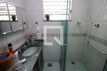 Casa à venda com 50m², 4 quartos e 2 vagasBanheiro Social 2