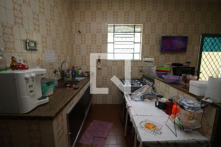 Casa à venda com 50m², 4 quartos e 2 vagasCozinha