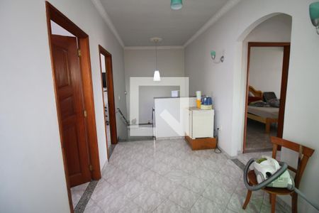 Casa à venda com 50m², 4 quartos e 2 vagasHall 2º piso