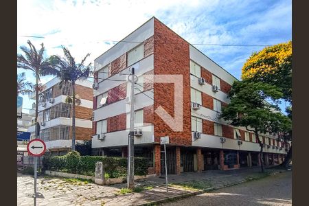 Apartamento para alugar com 140m², 4 quartos e sem vagaFachada