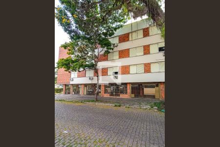 Apartamento para alugar com 140m², 4 quartos e sem vagaFachada