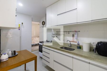 Apartamento para alugar com 92m², 2 quartos e sem vagaCozinha