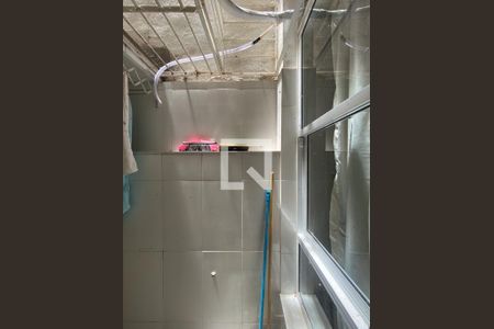 Apartamento para alugar com 92m², 2 quartos e sem vagaDetalhe da área de serviço