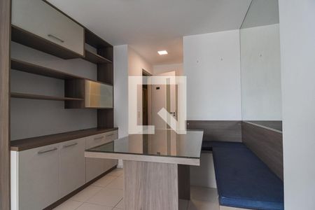 Sala de apartamento para alugar com 3 quartos, 70m² em São Lourenço, Niterói