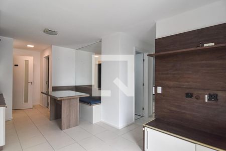 Sala de apartamento para alugar com 3 quartos, 70m² em São Lourenço, Niterói