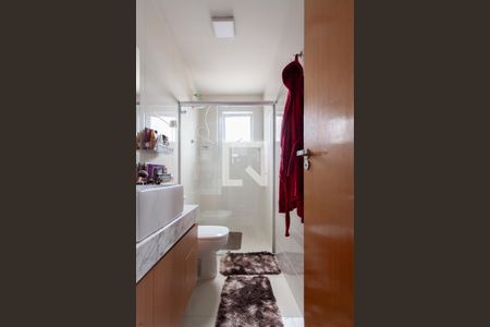 Apartamento à venda com 140m², 2 quartos e 3 vagasBanheiro da Suíte