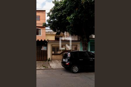 Casa à venda com 186m², 4 quartos e 2 vagas Casa à venda com 186m², 4 quartos e 2 vagasFachada