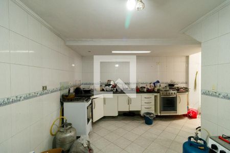 Casa à venda com 186m², 4 quartos e 2 vagas Casa à venda com 186m², 4 quartos e 2 vagasCozinha