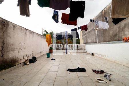 Casa à venda com 186m², 4 quartos e 2 vagas Casa à venda com 186m², 4 quartos e 2 vagasÁrea comum