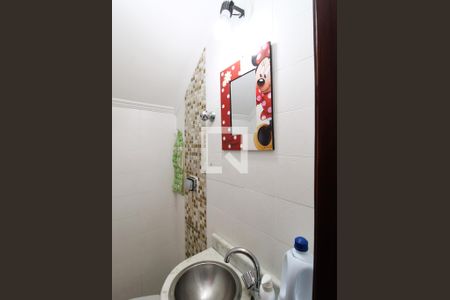 Casa à venda com 140m², 3 quartos e 2 vagasLavabo