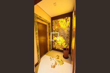 Apartamento à venda com 248m², 3 quartos e 4 vagasHall de entrada