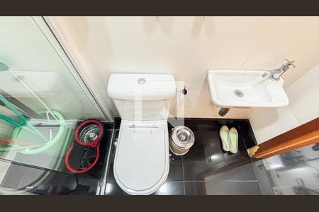 Apartamento à venda com 248m², 3 quartos e 4 vagasÁrea de Serviço - Banheiro