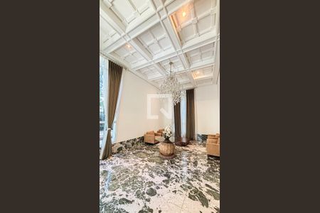 Apartamento à venda com 248m², 3 quartos e 4 vagasHall social