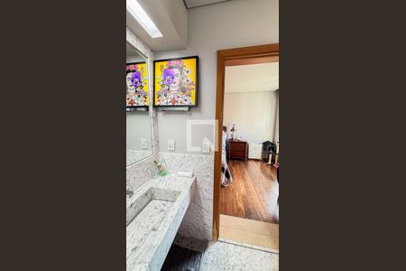 Apartamento à venda com 248m², 3 quartos e 4 vagasVista Suite 1