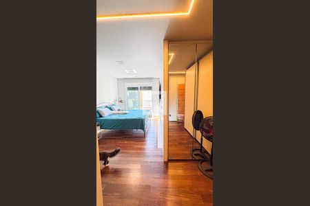 Apartamento à venda com 248m², 3 quartos e 4 vagasSuíte 3