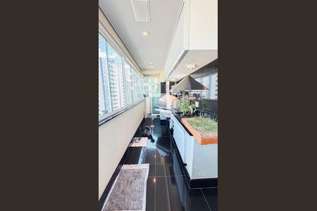 Apartamento à venda com 248m², 3 quartos e 4 vagasVaranda Gourmet