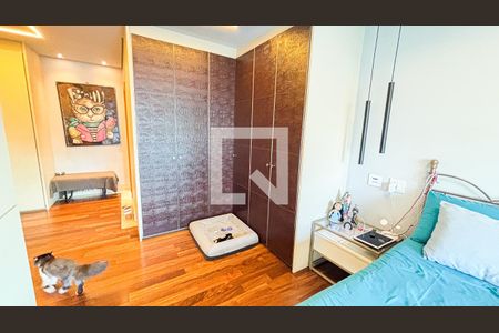 Apartamento à venda com 248m², 3 quartos e 4 vagasSuíte 3