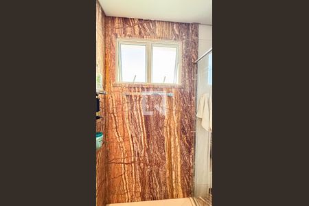 Apartamento à venda com 248m², 3 quartos e 4 vagasBanheiro da Suíte 3