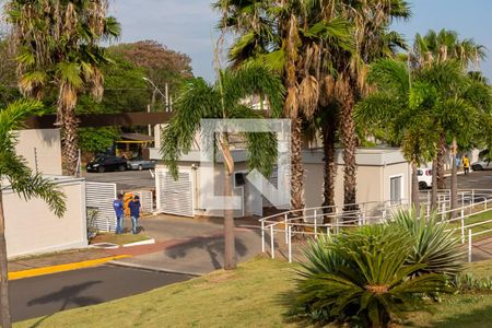 Apartamento para alugar com 42m², 2 quartos e 1 vaga Apartamento para alugar com 42m², 2 quartos e 1 vagaÁrea Comum-Portaria-Saída de veiculos