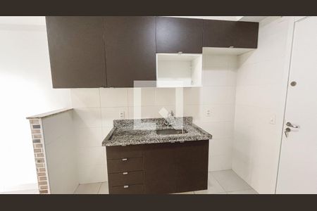 Apartamento à venda com 28m², 1 quarto e sem vagaCozinha e Área de Serviço