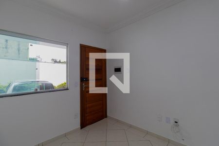 Sala de casa de condomínio à venda com 2 quartos, 66m² em Vila Granada, São Paulo