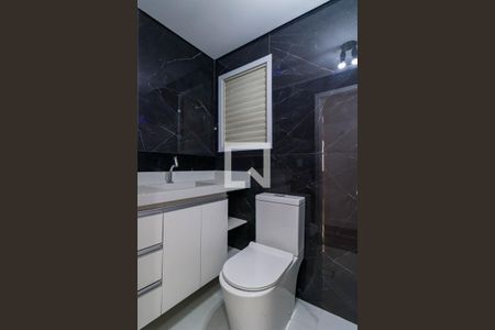 Apartamento à venda com 127m², 4 quartos e 2 vagas Apartamento à venda com 127m², 4 quartos e 2 vagasBanheiro