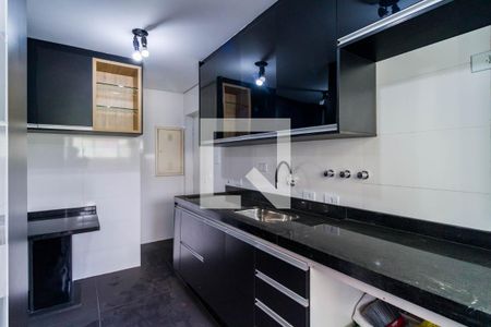 Apartamento à venda com 127m², 4 quartos e 2 vagas Apartamento à venda com 127m², 4 quartos e 2 vagasCozinha