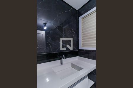 Apartamento à venda com 127m², 4 quartos e 2 vagas Apartamento à venda com 127m², 4 quartos e 2 vagasBanheiro