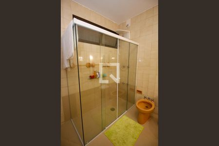 Casa à venda com 460m², 5 quartos e 4 vagasBanheiro