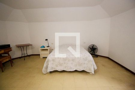 Casa à venda com 460m², 5 quartos e 4 vagasSuíte 2