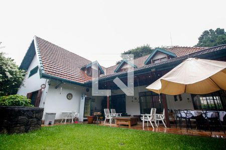 Casa à venda com 460m², 5 quartos e 4 vagasQuintal