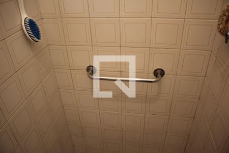 Casa à venda com 180m², 3 quartos e 3 vagasBanheiro 2