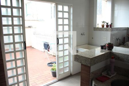 Casa à venda com 180m², 3 quartos e 3 vagasÁrea gourmet