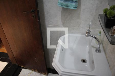 Casa à venda com 180m², 3 quartos e 3 vagasBanheiro