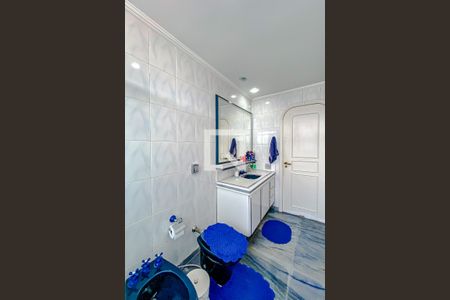 Apartamento à venda com 375m², 4 quartos e 4 vagasBanheiro da Suíte 2