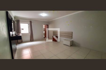 Casa à venda com 278m², 3 quartos e 4 vagas Casa à venda com 278m², 3 quartos e 4 vagasSuíte