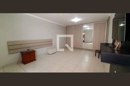 Casa à venda com 278m², 3 quartos e 4 vagas Casa à venda com 278m², 3 quartos e 4 vagasSuíte