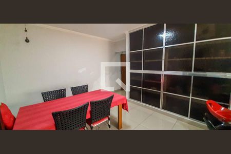 Casa à venda com 278m², 3 quartos e 4 vagas Casa à venda com 278m², 3 quartos e 4 vagasCozinha